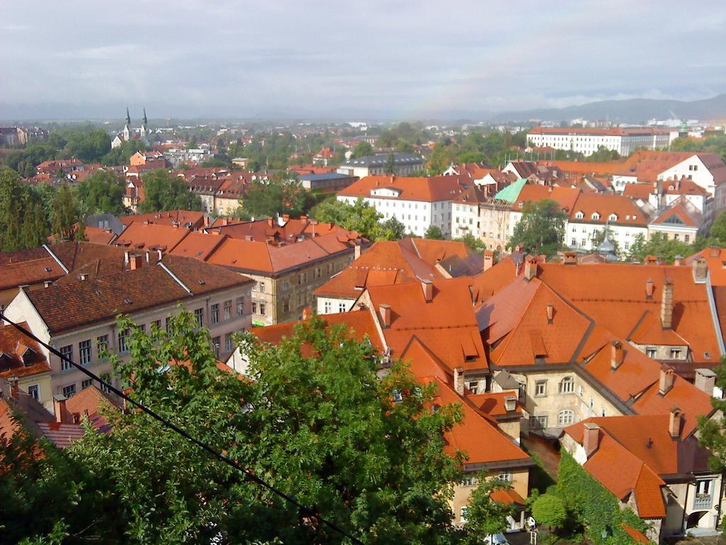 Apartment Tagrajska Любляна Номер фото
